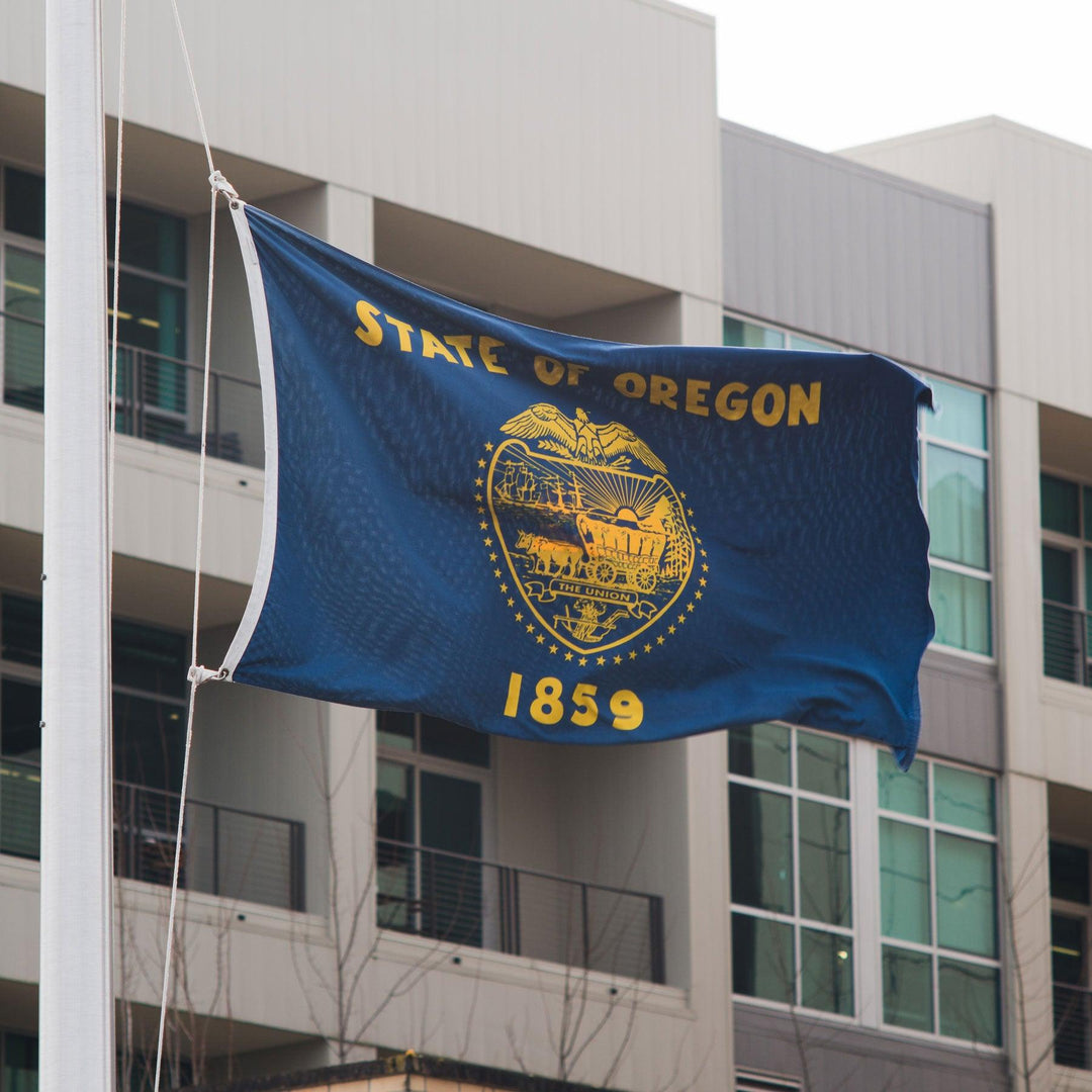 Oregon Flag - USA Flag Co.